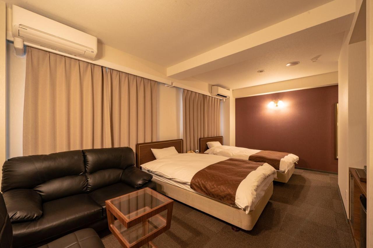 Kitsuregawa Country Club & Bihada Onsen Hotel Kitsuregawa Sakuyama Extérieur photo